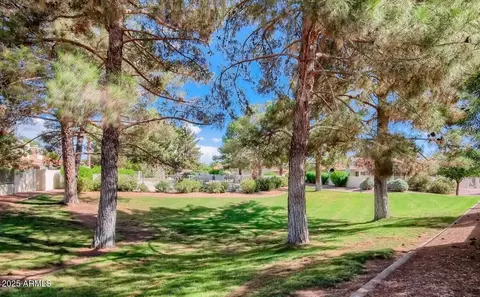 Exterior - 1061 E Chilton Dr, Tempe, AZ 85283 photo 8 of 10
