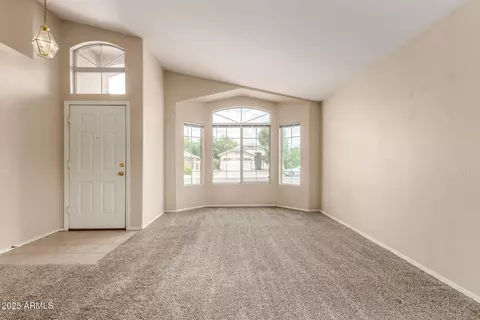 Living - 39 W Gail Dr, Gilbert, AZ 85233 photo 3 of 8