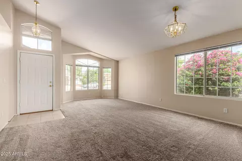 Living - 39 W Gail Dr, Gilbert, AZ 85233 photo 1 of 8