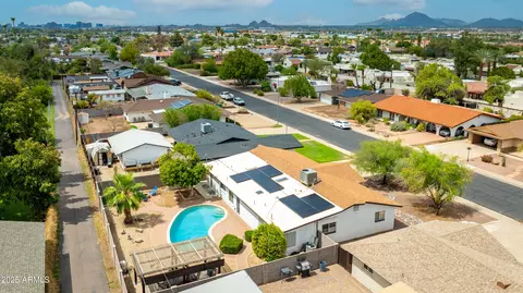 View/Area - 1255 W Devonshire St, Mesa, AZ 85201 photo 5 of 17