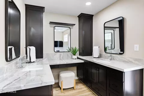 Bath - 1255 W Devonshire St, Mesa, AZ 85201 photo 1 of 5