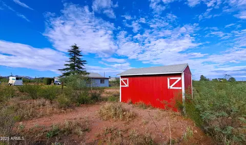 653 E Border Rd, Bisbee, AZ 85603 photo 4