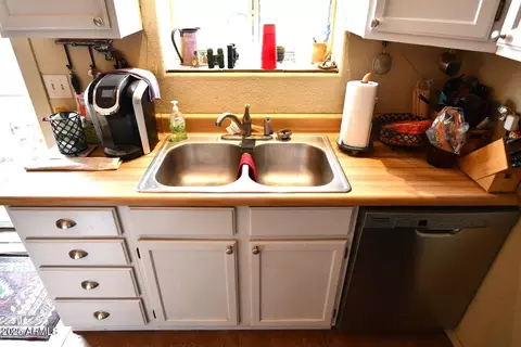 653 E Border Rd, Bisbee, AZ 85603 photo 11
