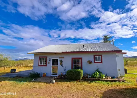 653 E Border Rd, Bisbee, AZ 85603 photo 8