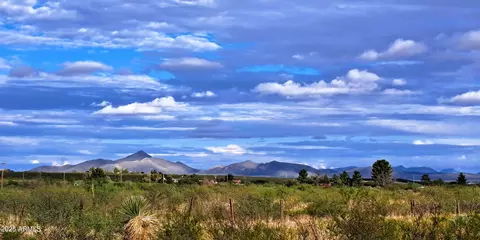 653 E Border Rd, Bisbee, AZ 85603 photo 6