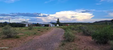 653 E Border Rd, Bisbee, AZ 85603 photo 3