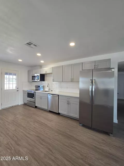 Kitchen - 1702 W Hidalgo Ave, Phoenix, AZ 85041 photo 1 of 3