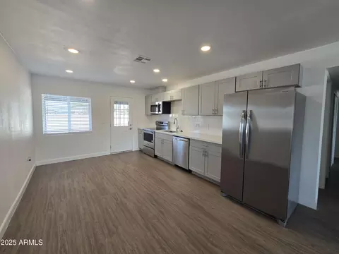 Kitchen - 1702 W Hidalgo Ave, Phoenix, AZ 85041 photo 2 of 3