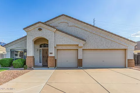 8543 E Posada Ave, Mesa, AZ 85212 photo 2