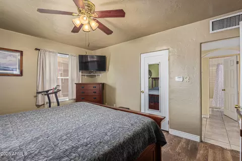 Bedroom - 2710 E Amelia Ave, Phoenix, AZ 85016 photo 2 of 5