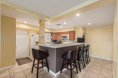 Kitchen - 2710 E Amelia Ave, Phoenix, AZ 85016 photo 1 of 2