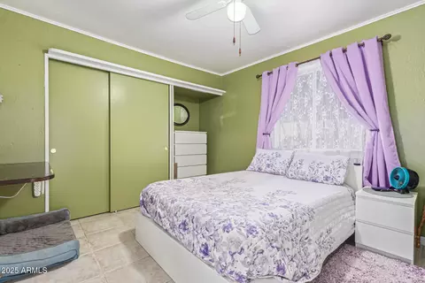 Bedroom - 2710 E Amelia Ave, Phoenix, AZ 85016 photo 4 of 5