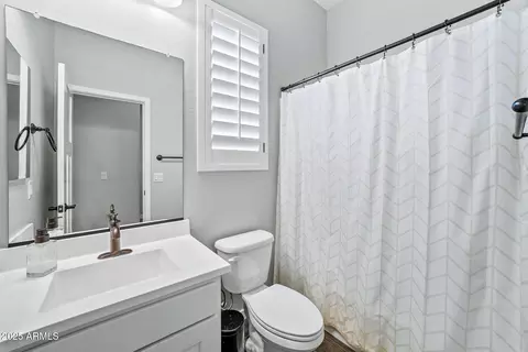 Bath - 10308 E Nichols Ave, Mesa, AZ 85209 photo 3 of 3