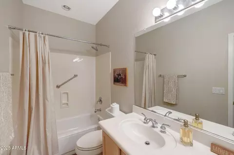2023 E Beautiful Ln, Phoenix, AZ 85042 photo 25