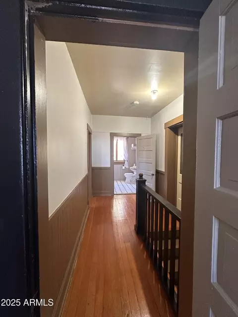 Entry Way - 30 Magnolia Ave, Jerome, AZ 86331 photo 2 of 2