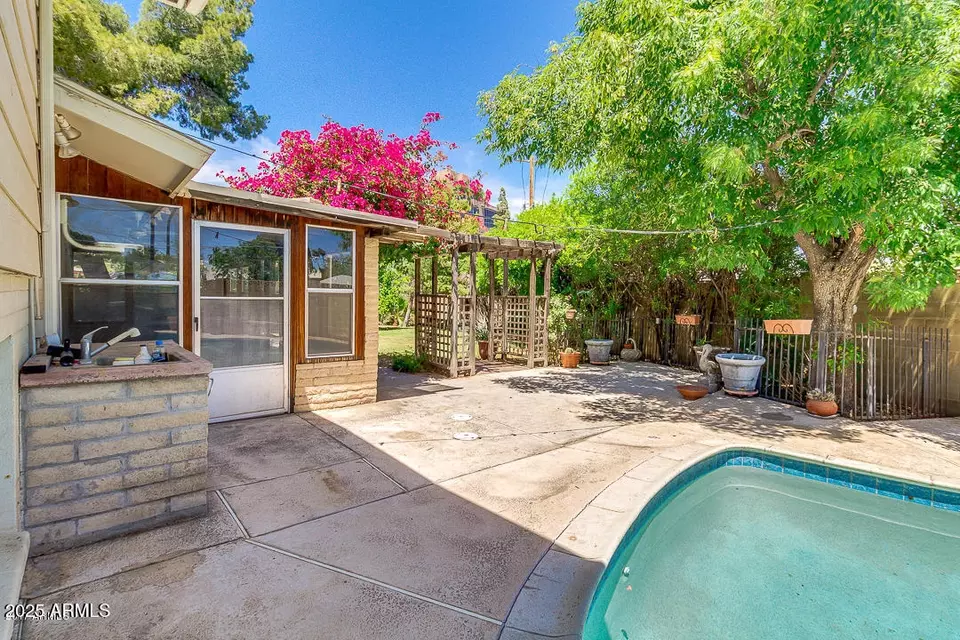 Exterior - 3317 S Pine St, Tempe, AZ 85282 photo 4 of 4