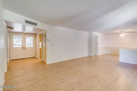 Living - 3317 S Pine St, Tempe, AZ 85282 photo 1 of 1