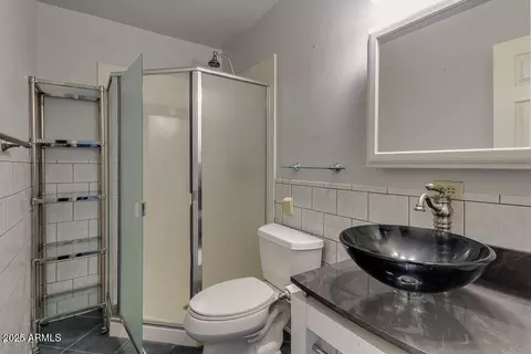 Bath - 3317 S Pine St, Tempe, AZ 85282 photo 1 of 1