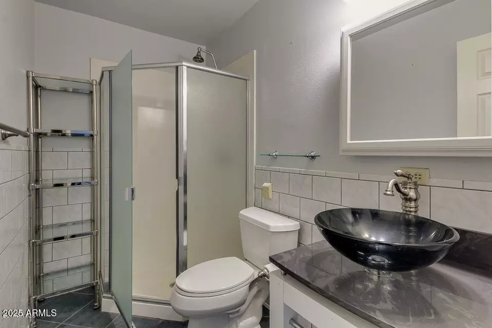 Bath - 3317 S Pine St, Tempe, AZ 85282 photo 1 of 1