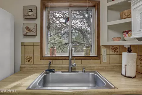 5949 W Cedar Meadow Ln, Pine, AZ 85544 photo 11