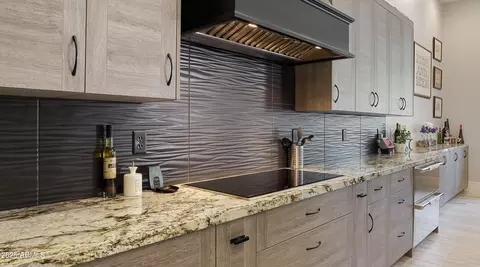 Kitchen - 608 N Trailhead Dr, Payson, AZ 85541 photo 6 of 9