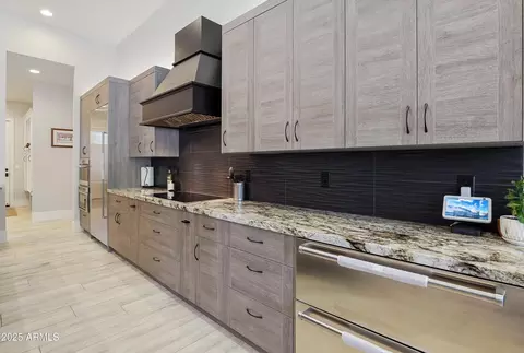 Kitchen - 608 N Trailhead Dr, Payson, AZ 85541 photo 8 of 9