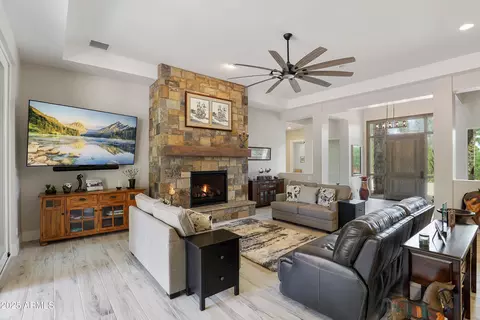 Living - 608 N Trailhead Dr, Payson, AZ 85541 photo 3 of 5