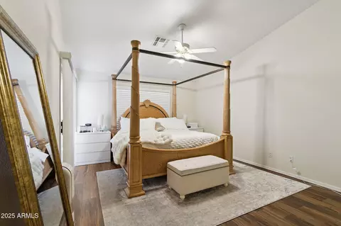 Bedroom - 1648 E Desert Ln, Phoenix, AZ 85042 photo 1 of 3