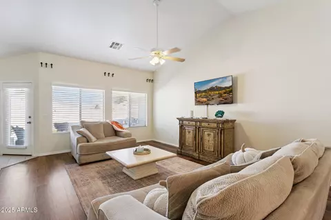 Living - 1648 E Desert Ln, Phoenix, AZ 85042 photo 1 of 3