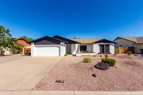 7418 W Corrine Dr, Peoria, AZ 85381