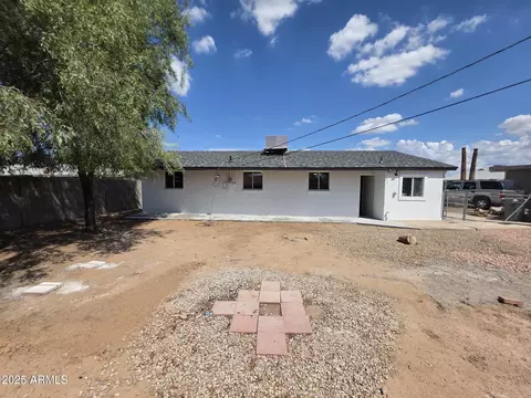 Exterior - 7145 E Bramble Ave, Mesa, AZ 85208 photo 4 of 6