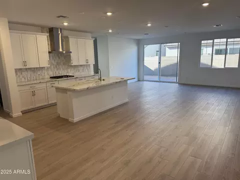 Living - 2458 W Maximo Way, Phoenix, AZ 85085 photo 1 of 1