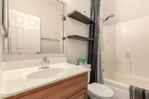 Bath - 2402 W Minton St, Phoenix, AZ 85041 photo 4 of 4