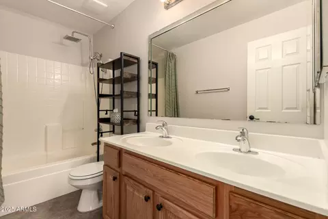 Bath - 2402 W Minton St, Phoenix, AZ 85041 photo 3 of 4