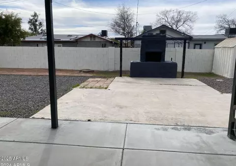Exterior - 3331 E Oak St, Phoenix, AZ 85008 photo 4 of 5