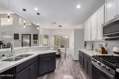 854 S Del Rio Ct, Apache Junction, AZ 85120 photo 23