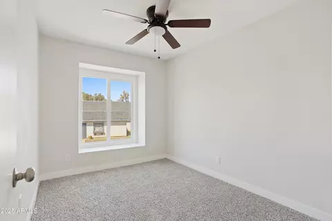 8036 N 32nd Ln, Phoenix, AZ 85051