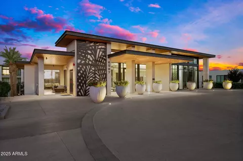 6587 N Palmeraie Blvd #2020, Paradise Valley, AZ 85253