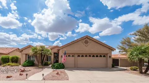 10533 E Nacoma Dr, Sun Lakes, AZ 85248