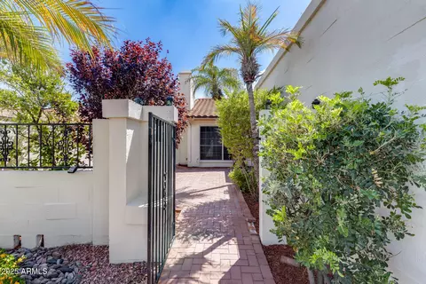 1619 E Bluefield Ave, Phoenix, AZ 85022 photo 3