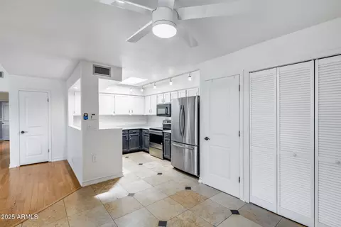 1619 E Bluefield Ave, Phoenix, AZ 85022 photo 18