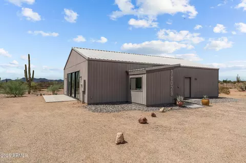 38029 N 252nd Ln, Morristown, AZ 85342