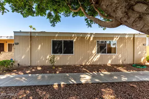 10955 W Coggins Dr, Sun City, AZ 85351