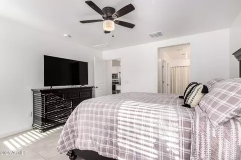 Bedroom - 5814 S 23rd Dr, Phoenix, AZ 85041 photo 2 of 5