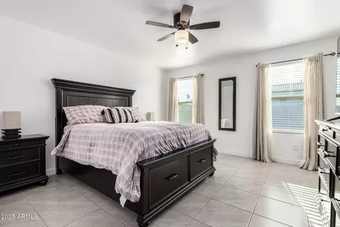 Bedroom - 5814 S 23rd Dr, Phoenix, AZ 85041 photo 1 of 5