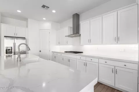 2260 E Warbler Rd, Gilbert, AZ 85297 photo 19
