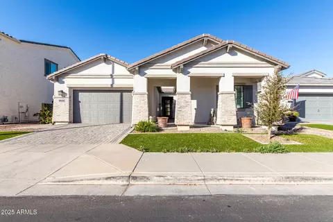 2260 E Warbler Rd, Gilbert, AZ 85297