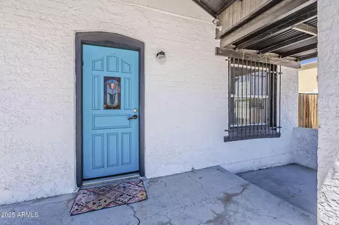 Exterior - 1014 S 2nd St, Phoenix, AZ 85004 photo 2 of 13