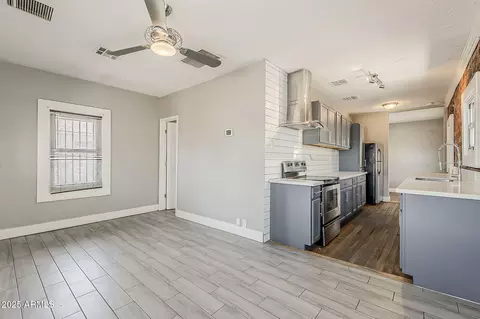 Living - 1014 S 2nd St, Phoenix, AZ 85004 photo 3 of 8