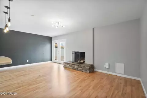 Living - 1102 E Redondo Cir, Tempe, AZ 85282 photo 6 of 9